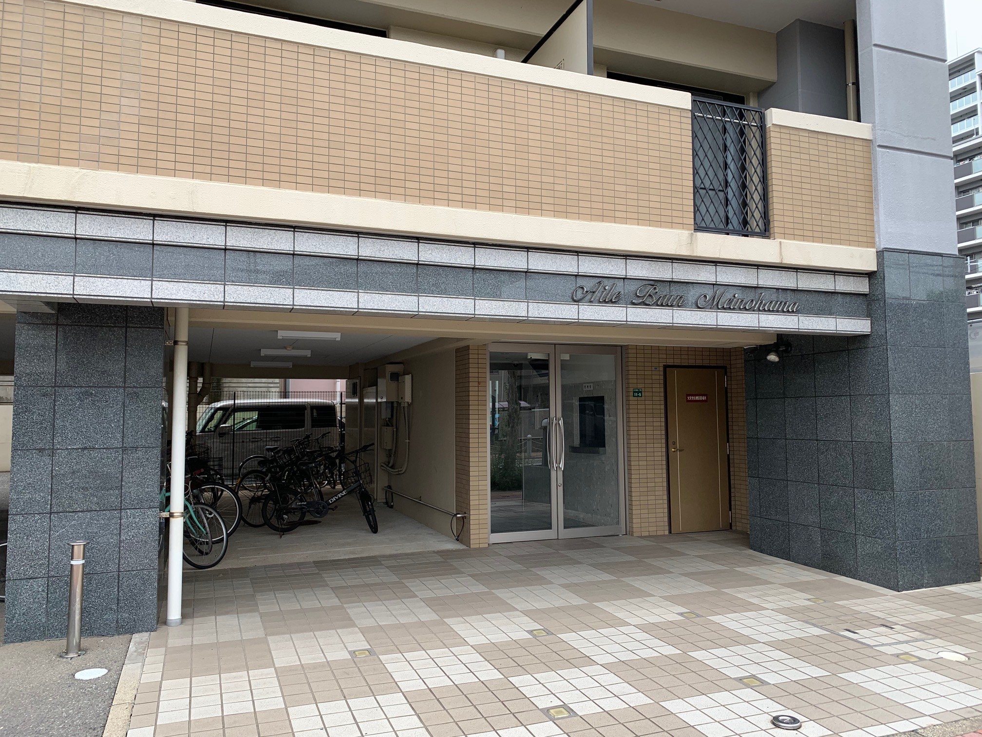 エル・ブラン姪浜　姪浜駅から徒歩５分